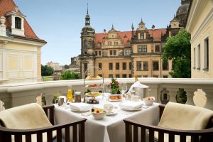 Hotel Taschenbergpalais Kempinski Dresden - Room Service Breakfast