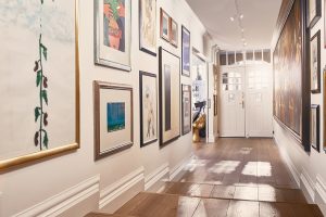 Suites - Art Collectors - Corridor
